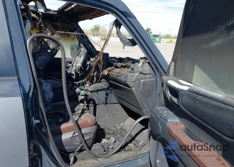 2025 Toyota Land Cruiser из США, поврежденный, VIN JTEABFAJ4SK037516